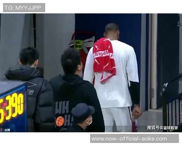 阿联17中5广东危矣？没事！他们还有周鹏+斯隆，冠军还是稳？